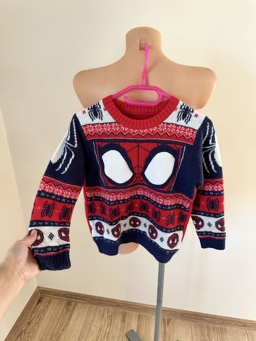 Sweterek swiąteczny rozmiar 104-110 cm spiderman George sesja święta