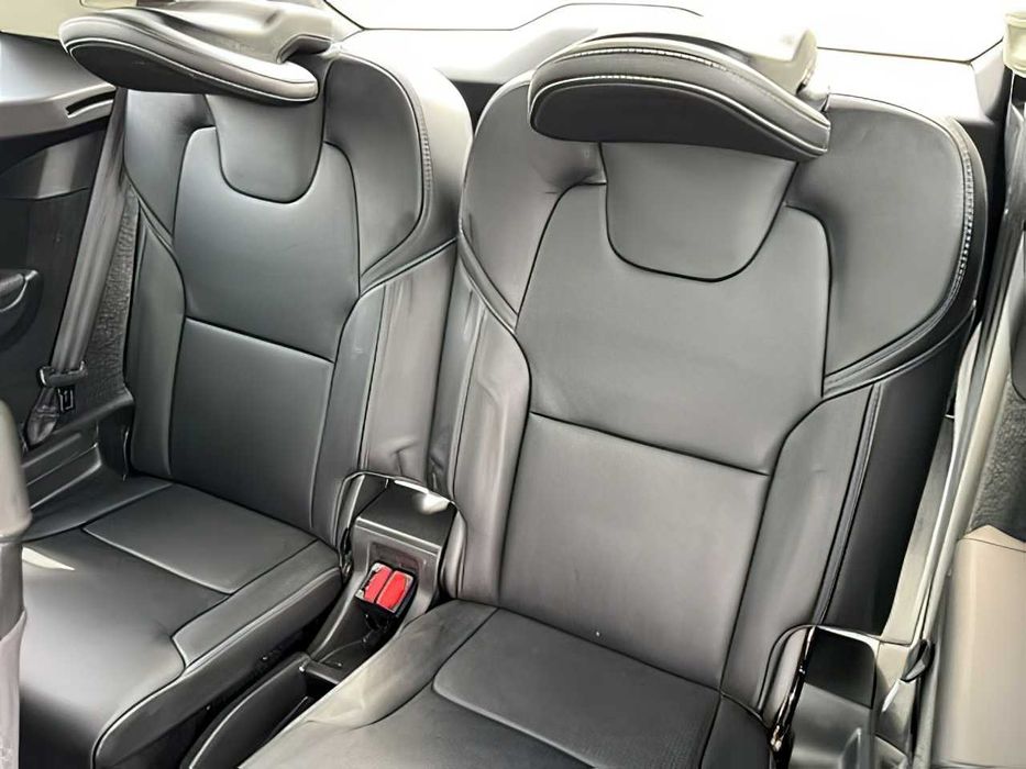 Volvo XC90      2017