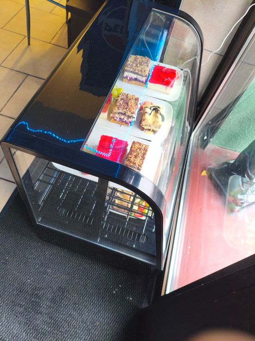 Sprzedam witrynę chłodniczą