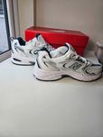 Trampki New Balance w kolorze biało-niebieskim, rozmiar 42