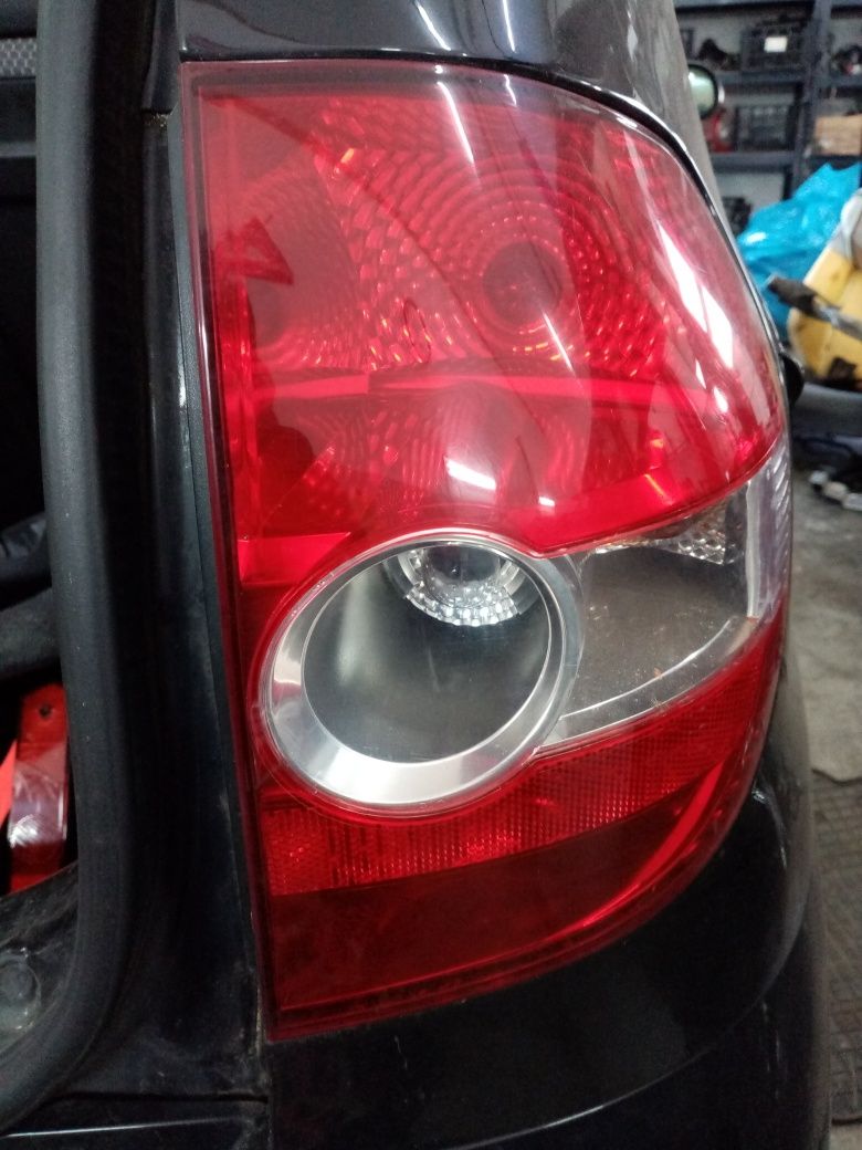 Lampa prawy tył prawa tylna VW Fox Europa