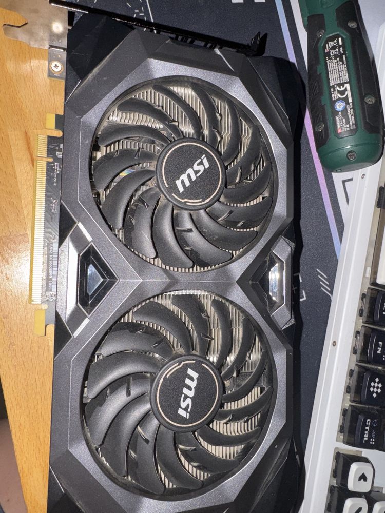 Amd readon RX 5600xt msi