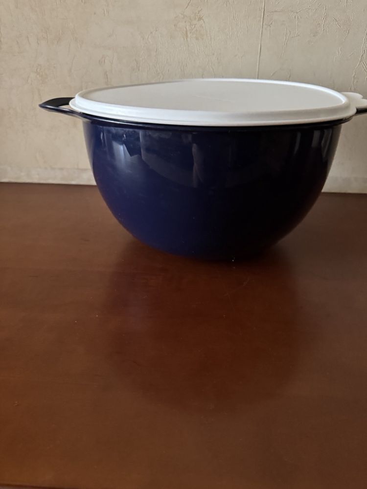 Милиан 10 л,tupperware