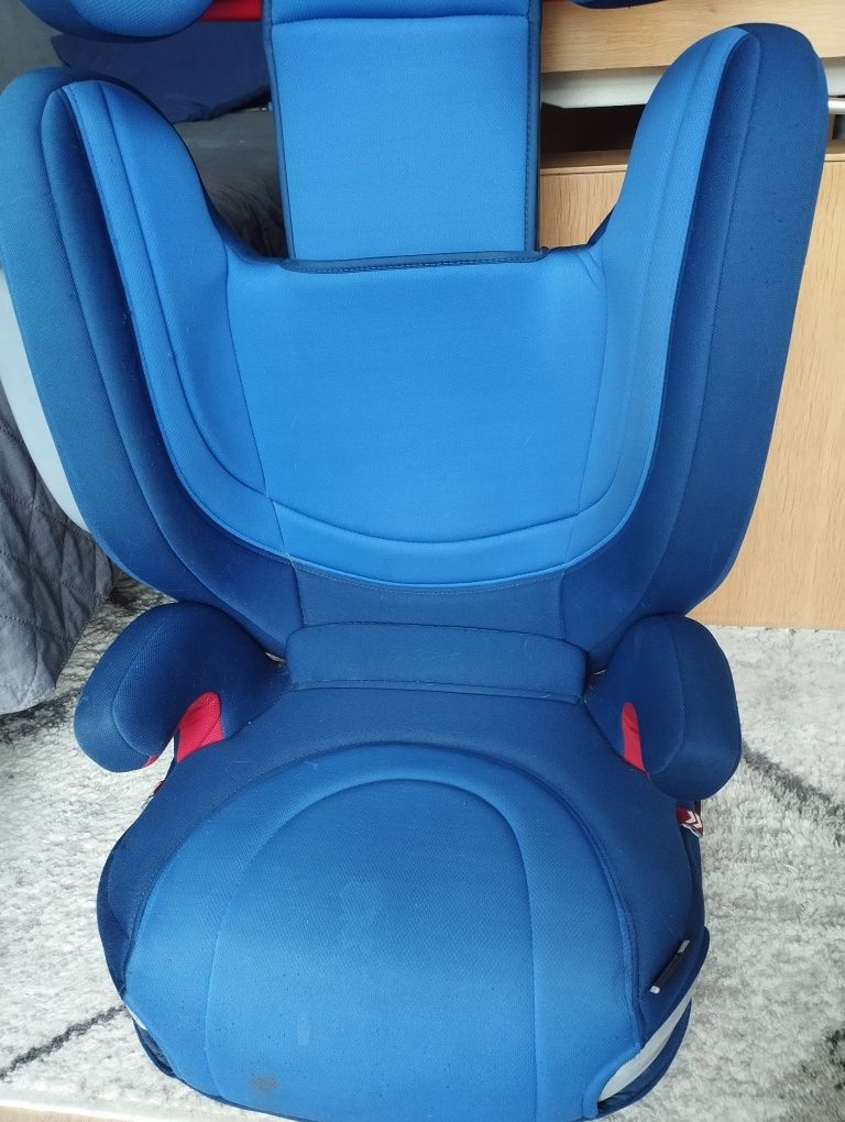 Fotelik samochodowy Joie 15-36 kg