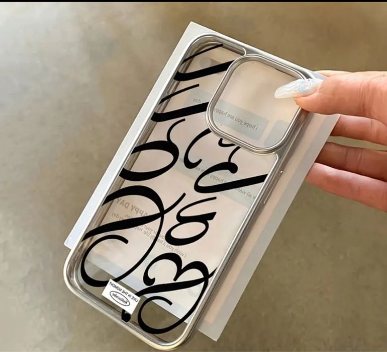 Чохол на iPhone