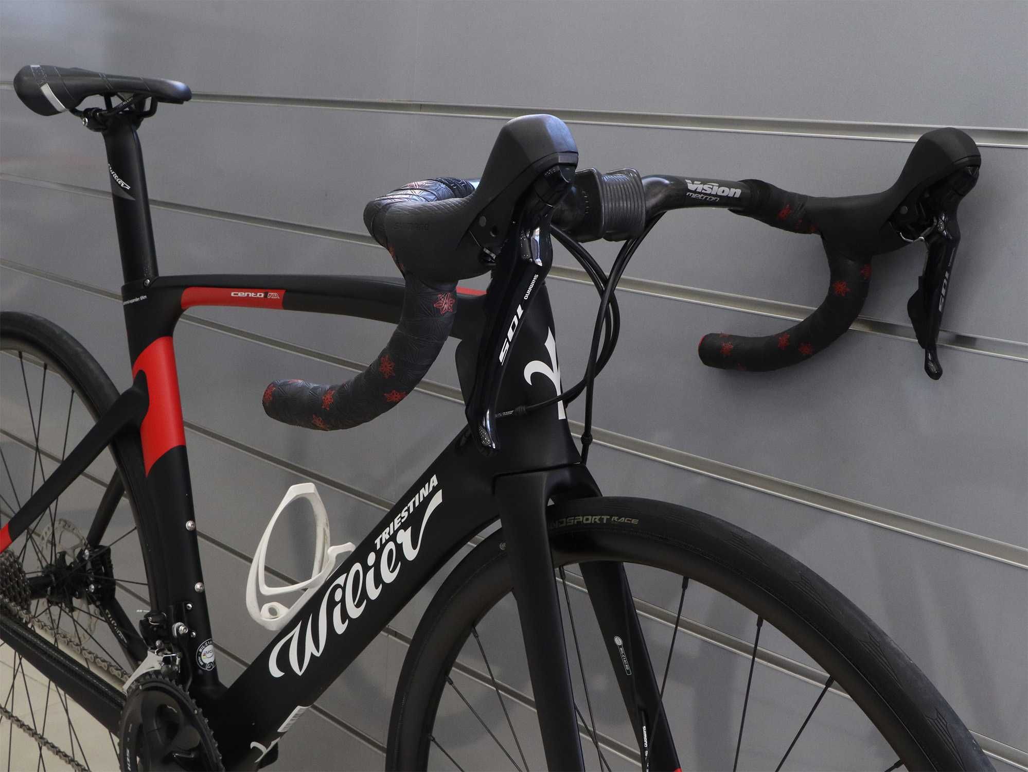 Bicicleta WILIER Cento1AIR (54)
