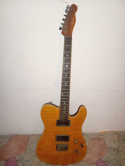 Fender Special Edition Custom Telecaster FMT HH Amber