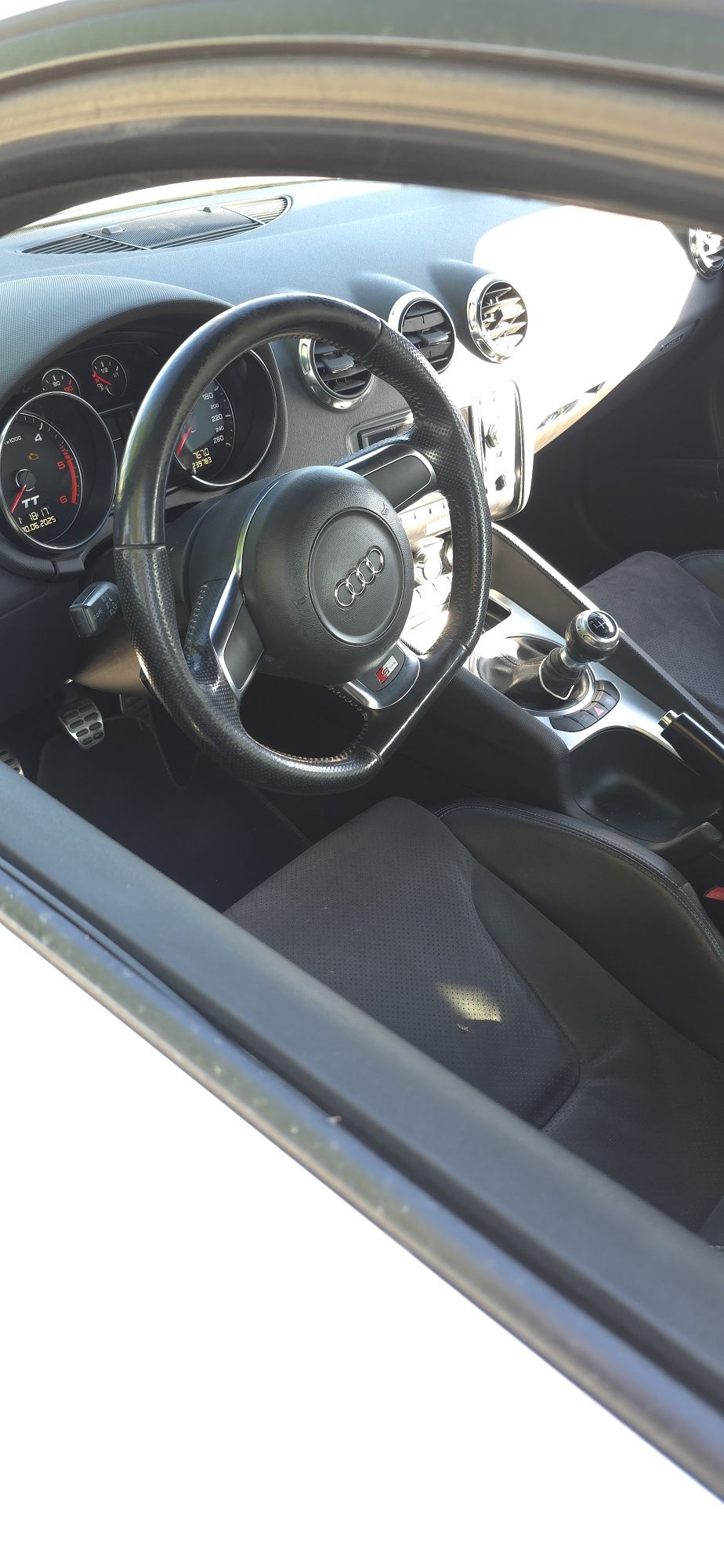Audi TT s-line 2.0 TDI 210km