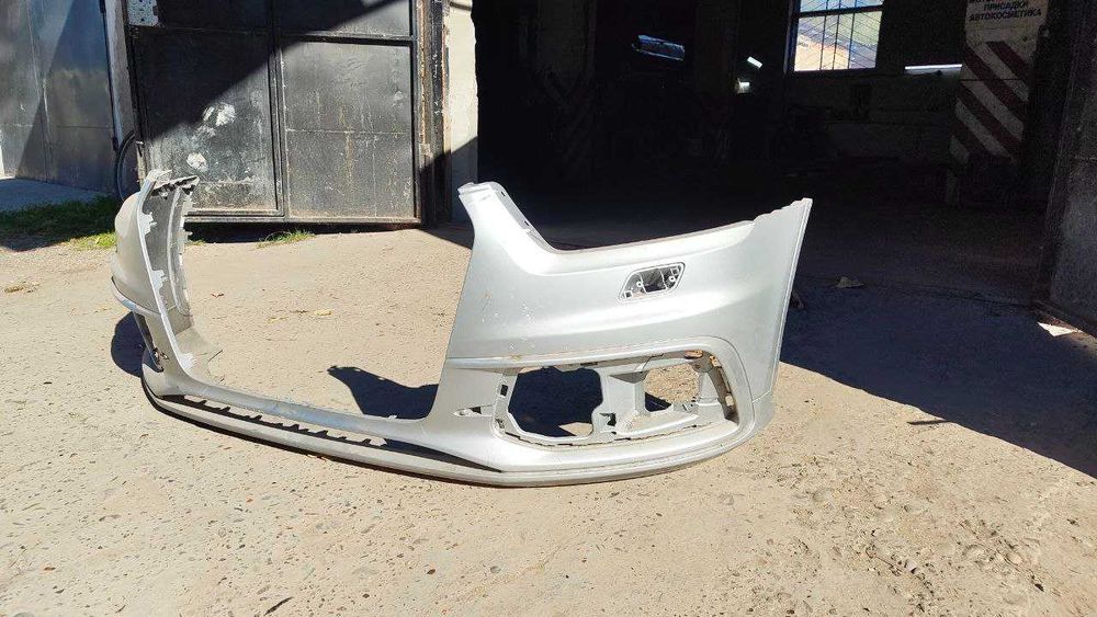 Бампер передній Audi Q3 8U  S Line 2018