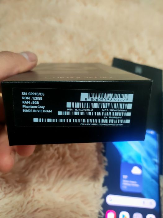 Продам телефон Samsung s21 5g 8/128