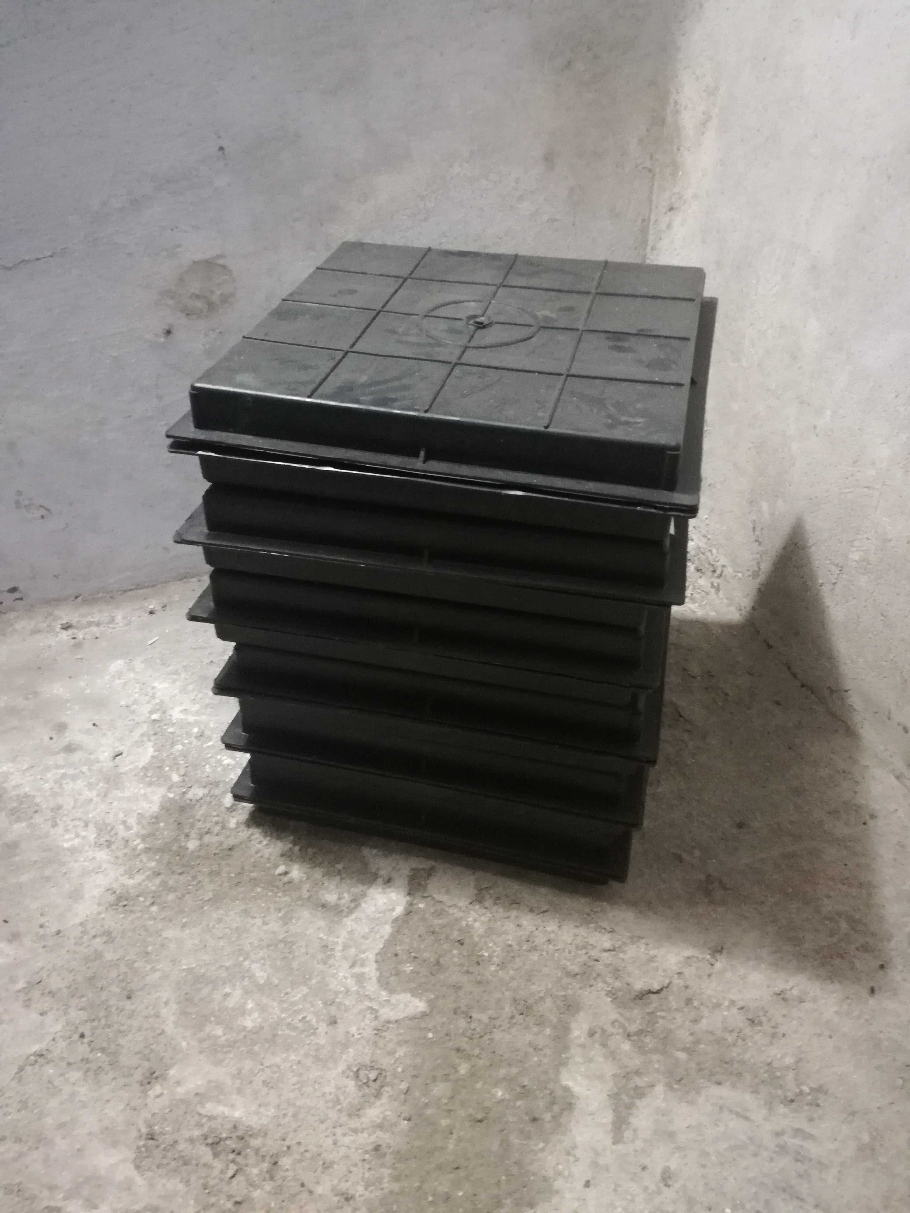 Форми для виливання бетонної плитки