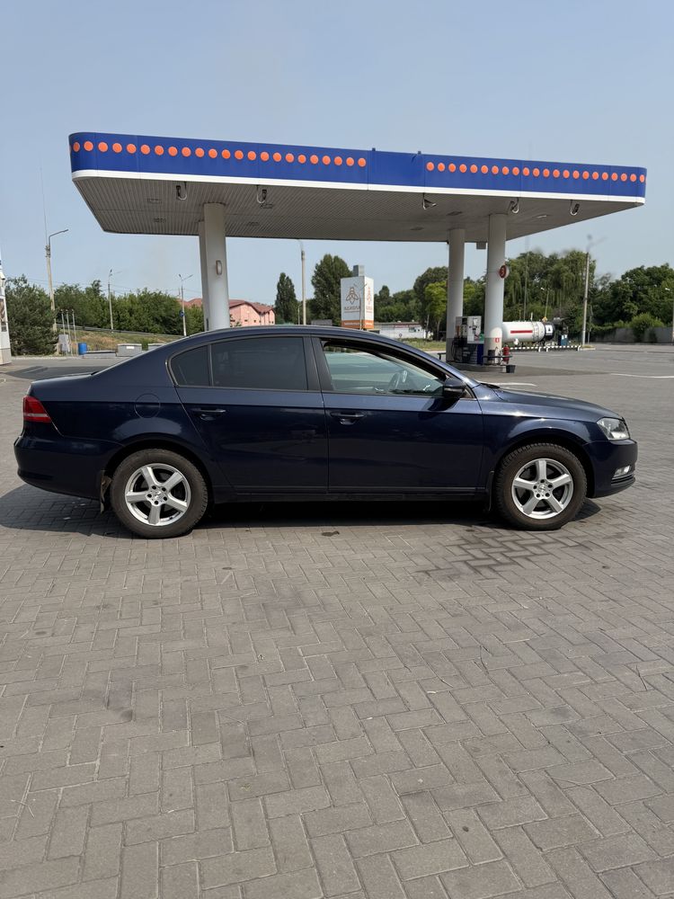 Volkswagen Passat B7 2012, 1.8