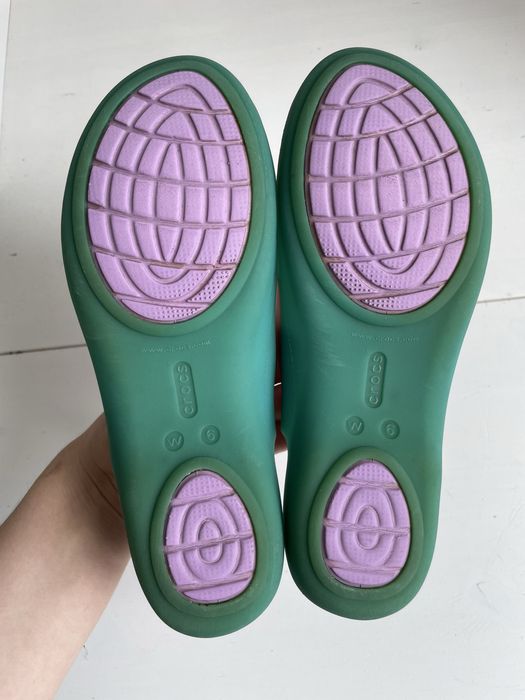 Crocs sandały isabella huarache flat W6 36/37