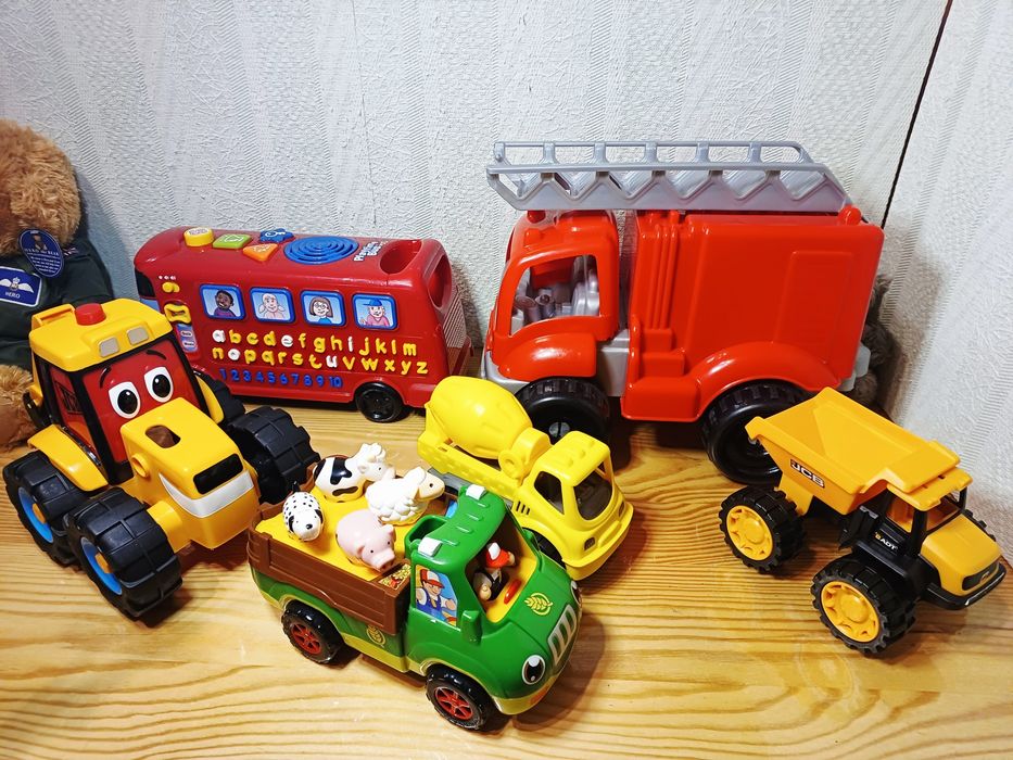 Машинки ферма WOW Vtech Playtime пожежна бетономішалка трактор самоски