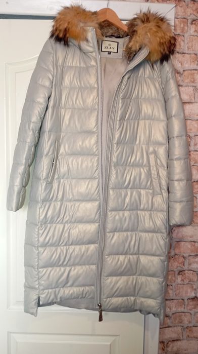 Пуховик, пальто зимнее.