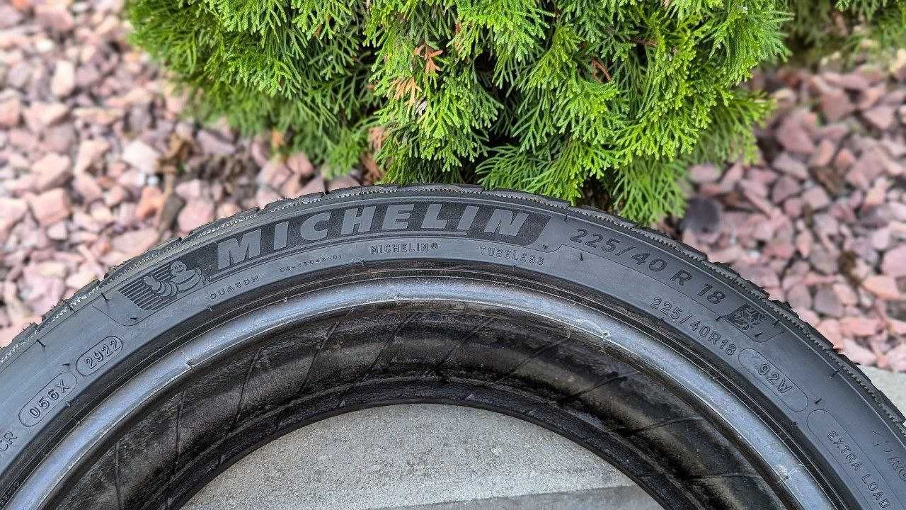 Шини 225/40 R18 92W Michelin Pilot Alpin 5