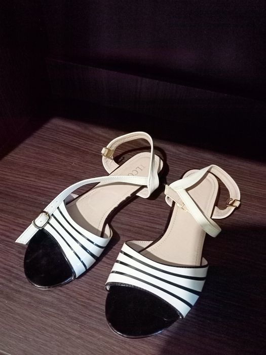 Босоножки, 37 р.