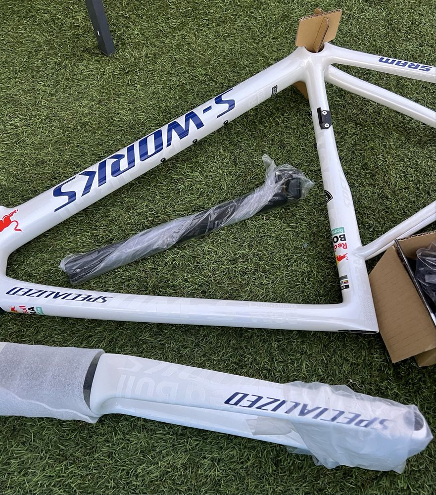 Soecialized tarmac sworks sl8 red bull bora quadro