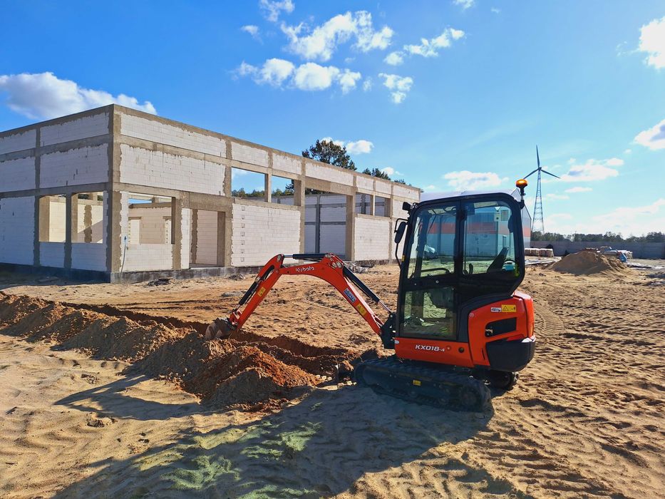 Usługi minikoparką wiercenie pod słupki
