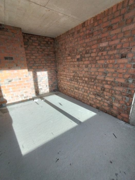 Продаж 2-х кімн.квартири по вул.Величковського