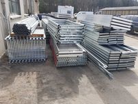 Rusztowanie elewacyjne 300 m2 Podest drewniany