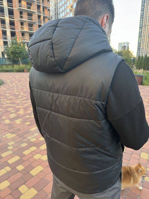 Жилетка,дутий жилет чорний чоловічий М на осінь,стан ідеал бренд Ocean