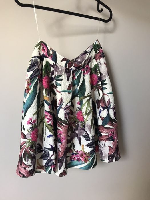Spódnica mohito wzorzysta kwiaty 34 xs