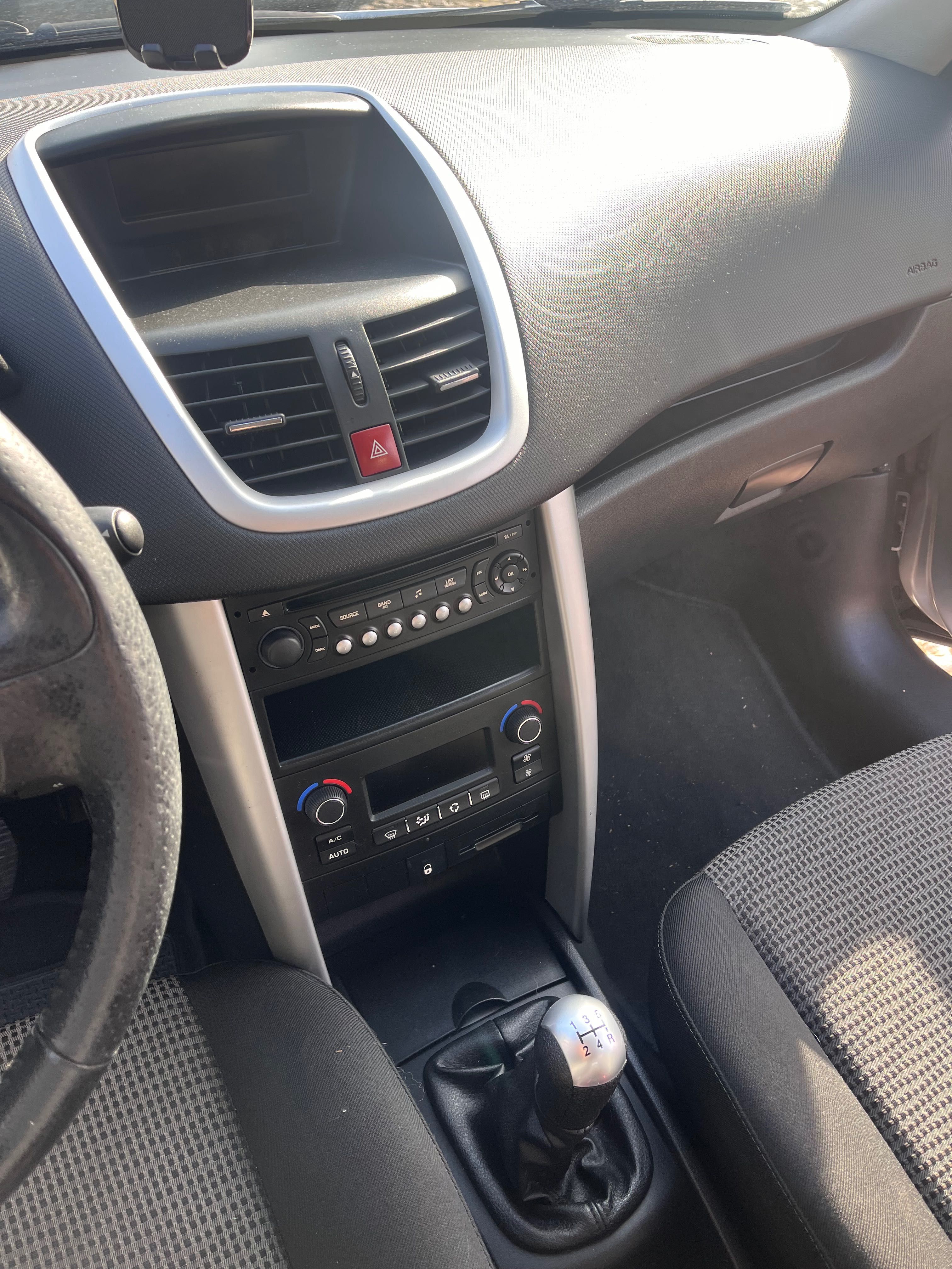 Peugeot 207 1.4 16V trendy