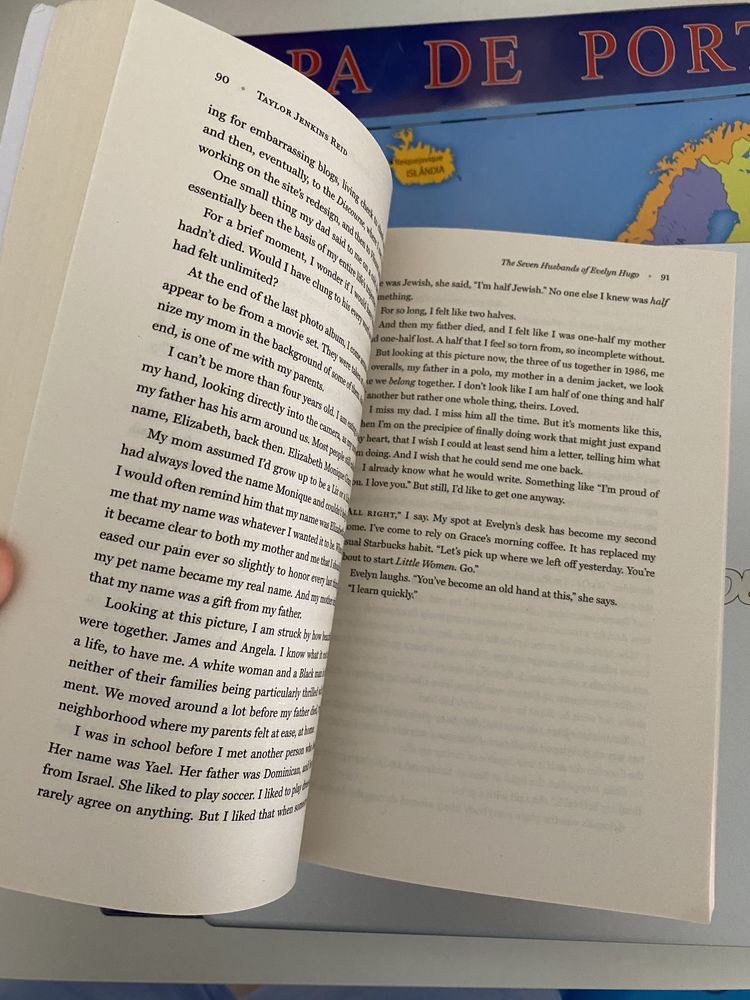 Vendo livro “Os sete maridos de Evelyn Hugo”