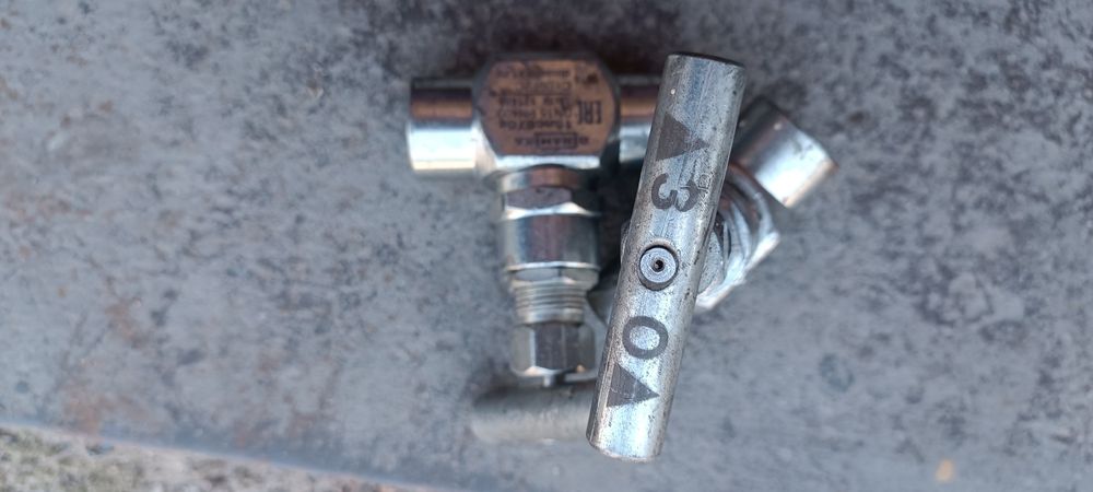 Продам вентиль игольчатый ВИ