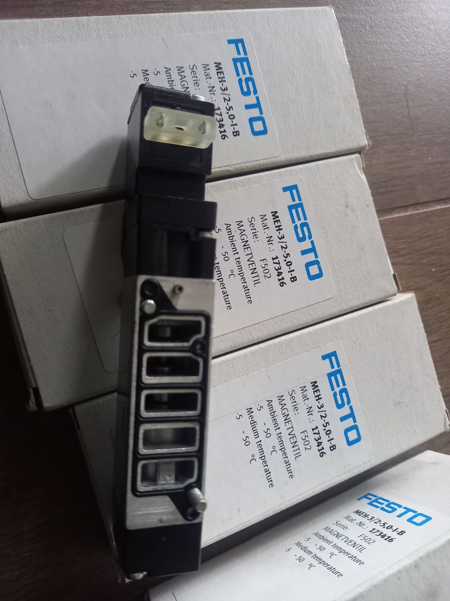 Zawór elektrozawór FESTO MEH-3/2-5,0-1-B NOWY