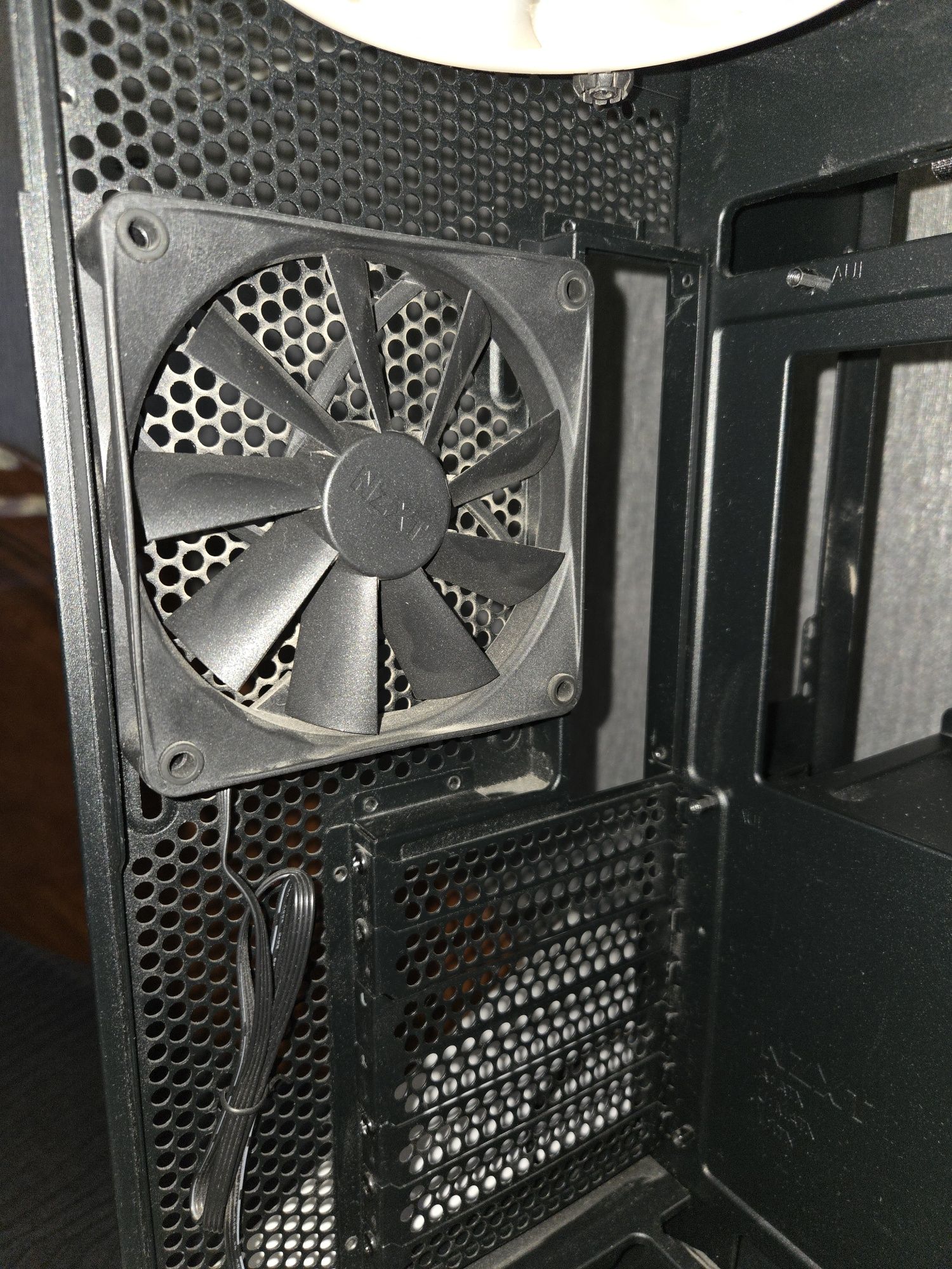 Корпус NZXT H6 Flow All Black (CC-H61FB-01)