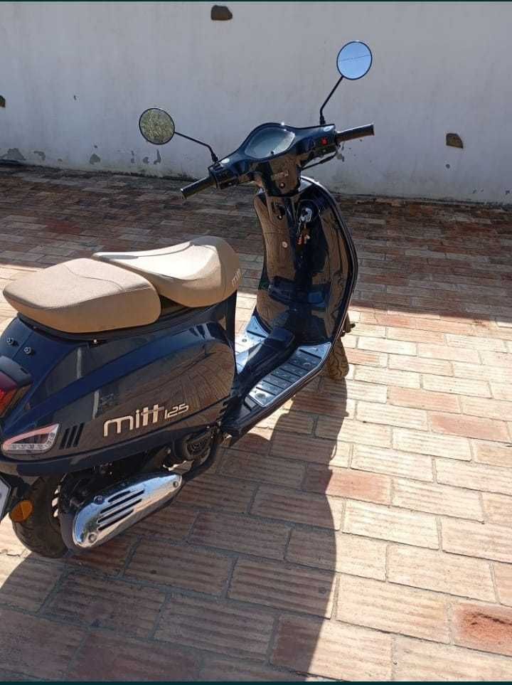 Scooter mitt RT 125cc