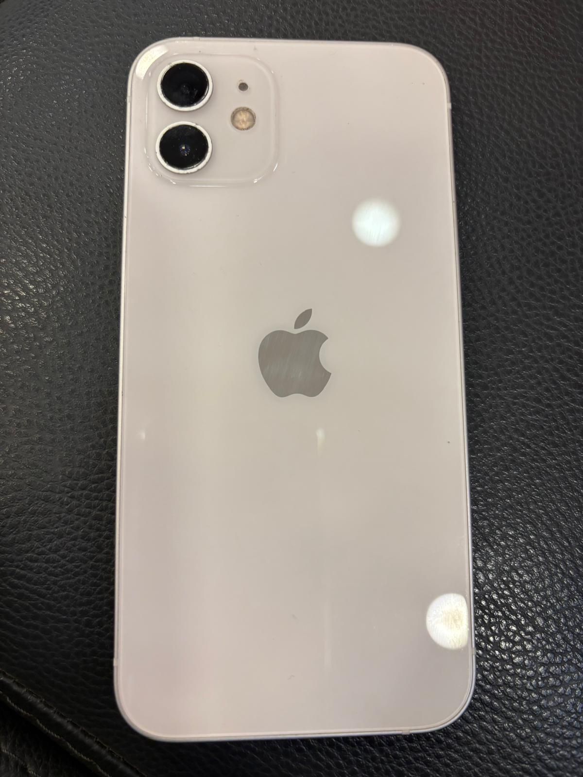 iPhone 12 semi novo