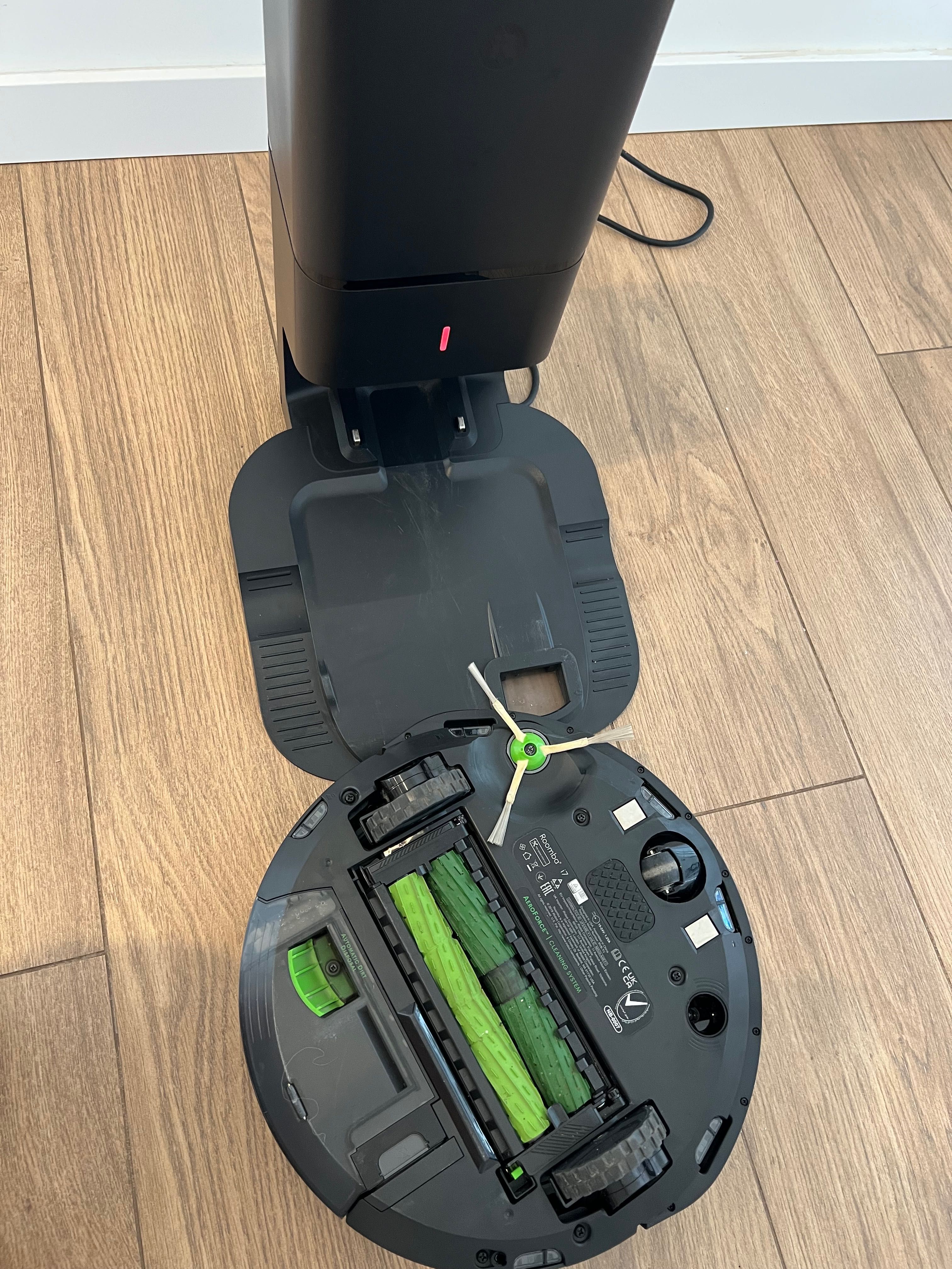 i Robot Roomba i7+