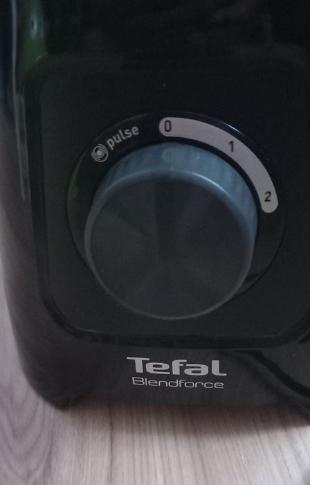 Blender kielichowy Tefal Blendforce BL420838