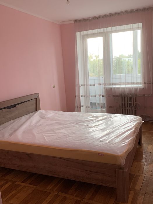 Оренда 3 кімнатноі квартири на  Л Украінки