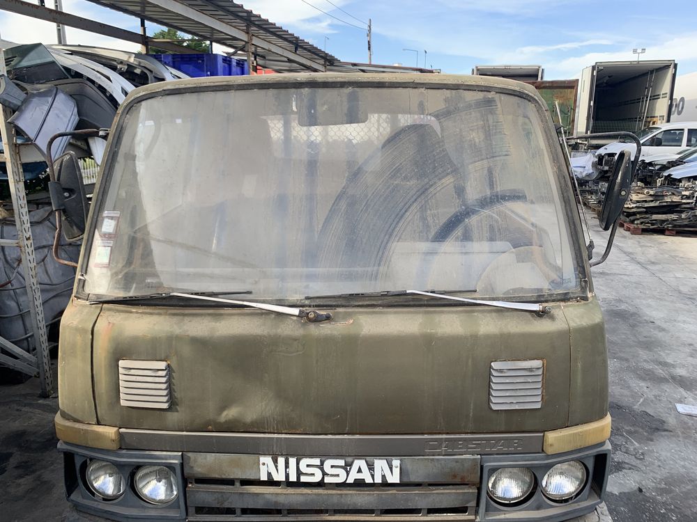 Peças nissan cabstar (f22, H40) td25