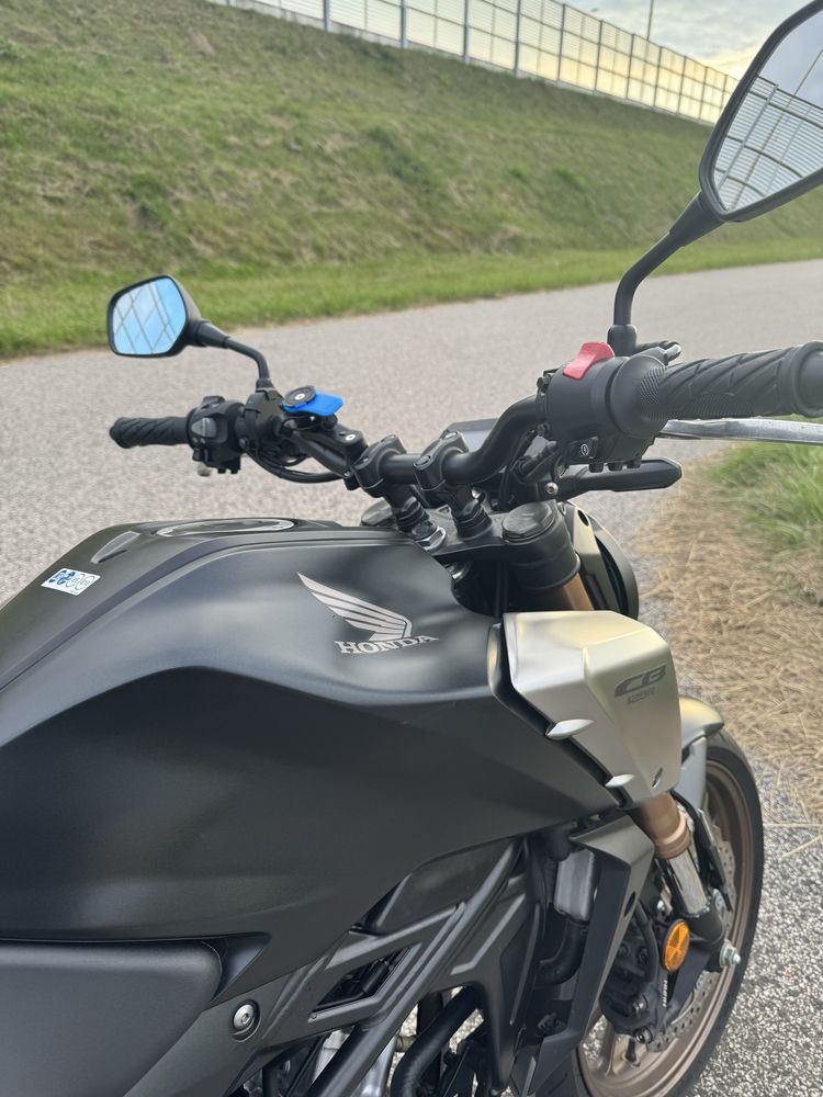 Honda CB125R 2021