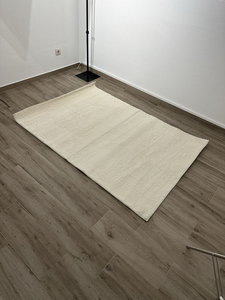 Carpete/Tapete branco novo