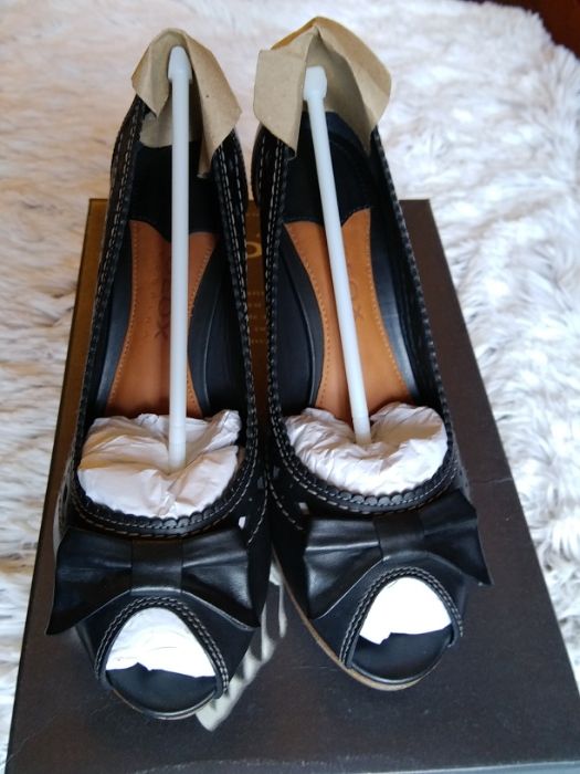 Продам туфли женские Geox р. 35