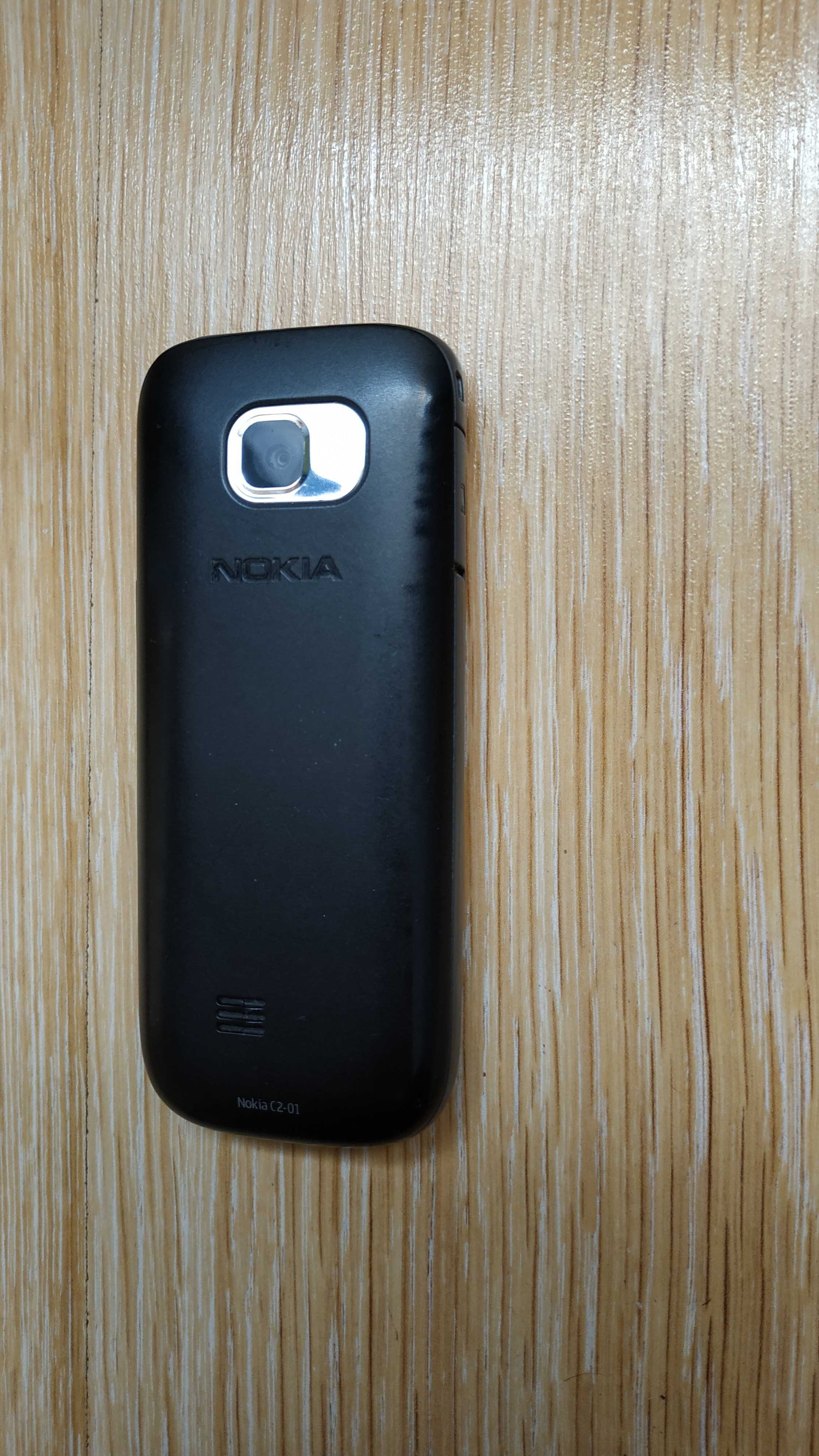 Telefon Nokia C2-01