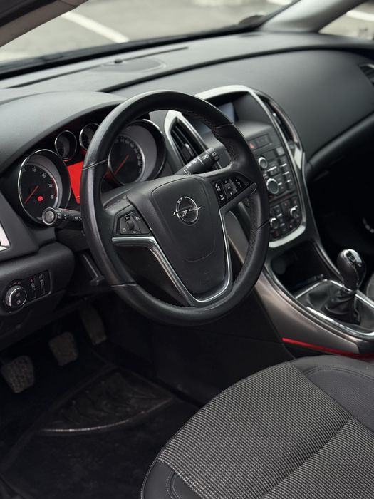 Opel Astra 1.6mpi Cosmo