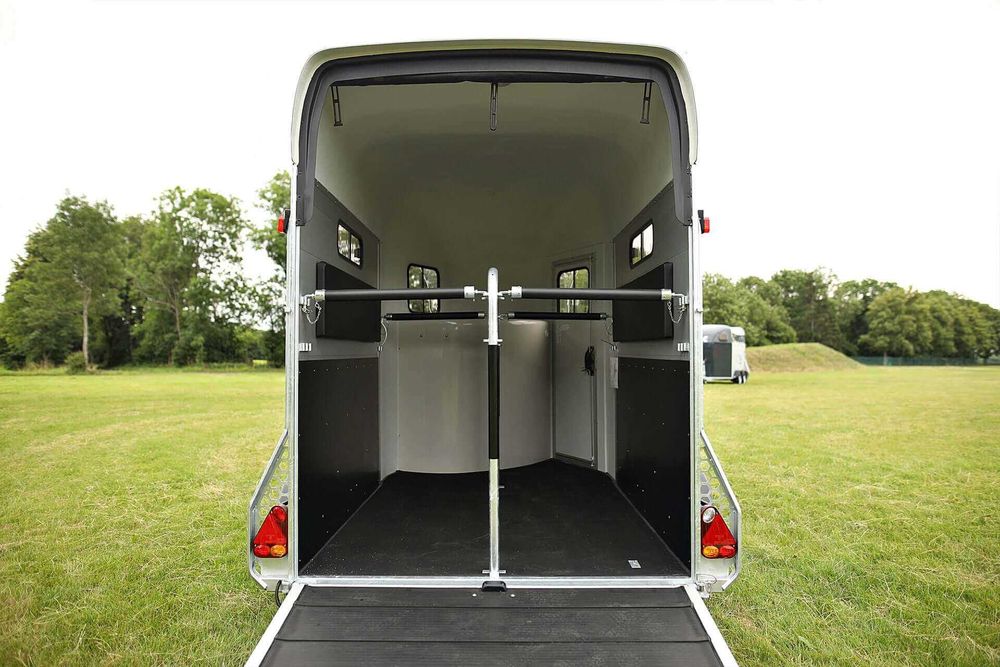 Atrelado para cavalos