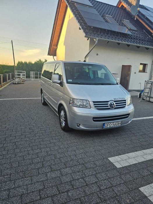 VolksWagen Multivan 2004r. Highline 2,5tdi 131PS