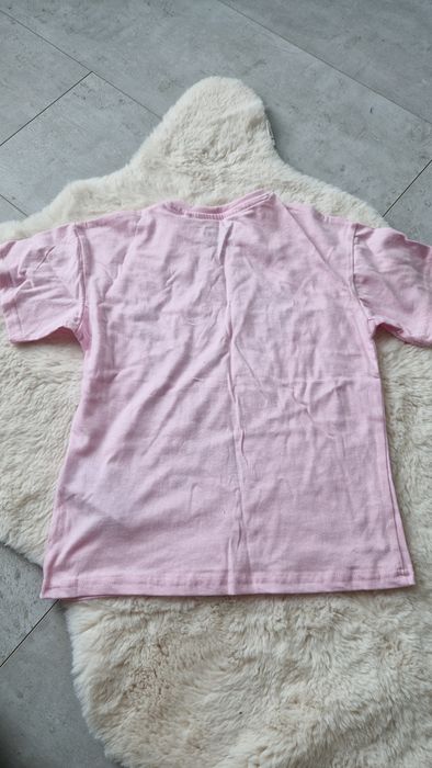 Różowa koszulka minnie maus r. 128