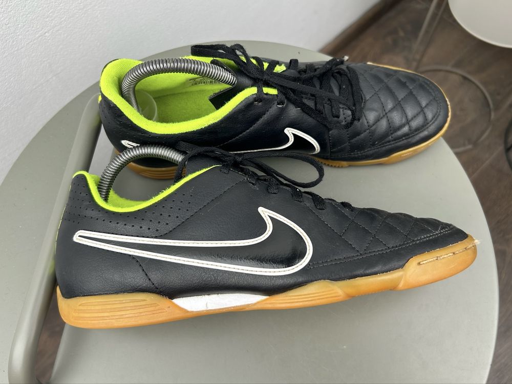 Оригінал! Футзалки Nike Tiempo 41 розмір 03428