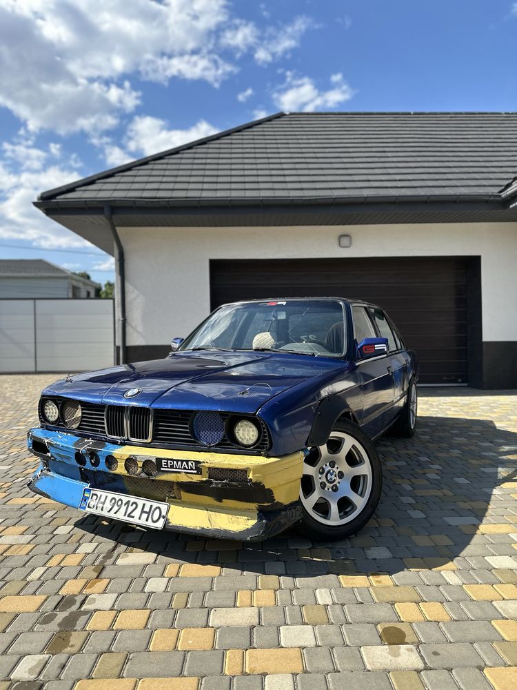Продам BMW E30 на моторе М30Б35 для дрифта