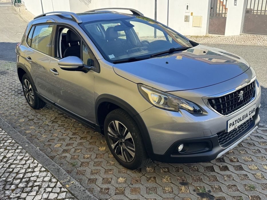 Peugeot 2008 1.2 PureTech Style EAT6