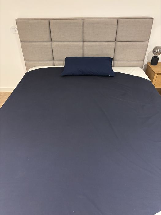 Cama casal estufada + colchão